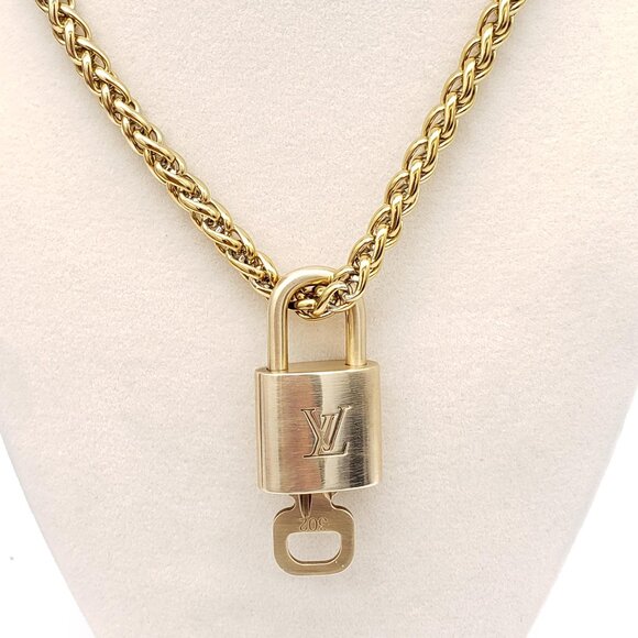 Authentic Louis Vuitton Gold Padlock w/ Unbranded Fashion Stainless Steel Chain - Picture 4 of 7